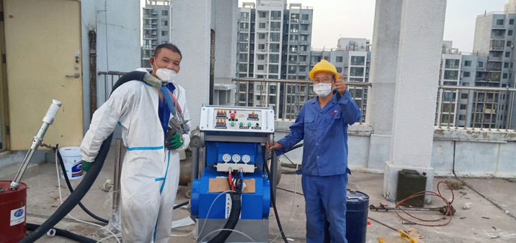 聚脲噴涂機